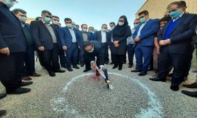کلنگ مدرسه ۶ کلاسه شهید ناصری با اعتباری بالغ بر ۷۵۰ میلیون تومان به زمین زده شد