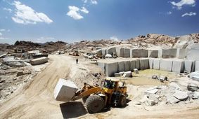 زنجیر مشکلات بر پای معدن‌داران کردستان