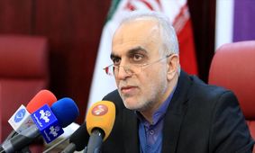 درآمد نفتی ایران در سال جاری بیش از ۸ هزار میلیارد تومان بود
