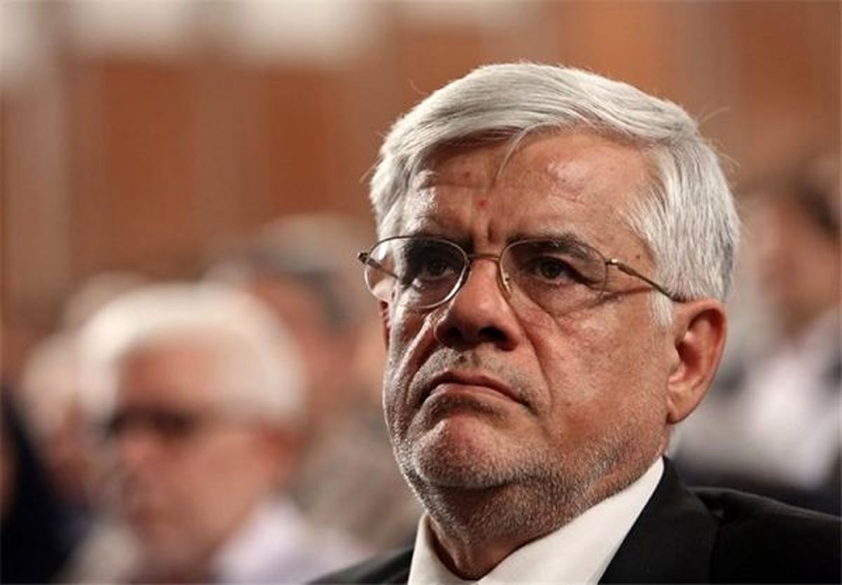 پاسخ اینستاگرامی عارف به مشاور روحانی: نتيجه تعامل در دولت اصلاحات نه سهم‌خواهى بود و نه مجادلات تندِ رسانه‌اى