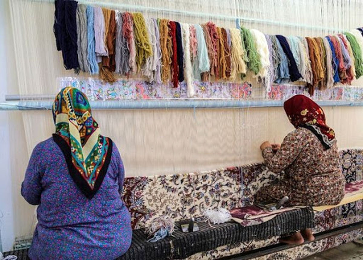 فقدان دار قالی سبب قطع بیمه قالیبافی می‌شود