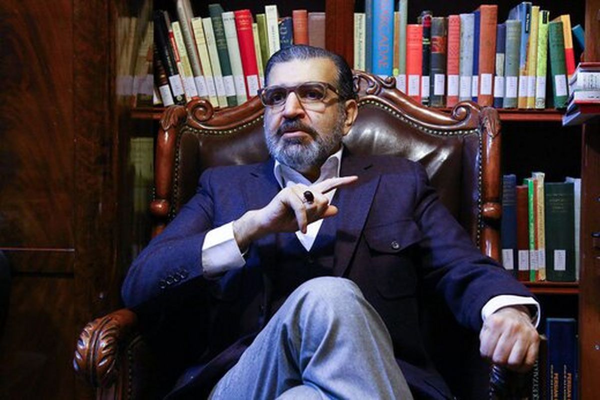 کنایه صادق خرازی به دولتی‌ها / زلزله‌زدگان را رها نکنید