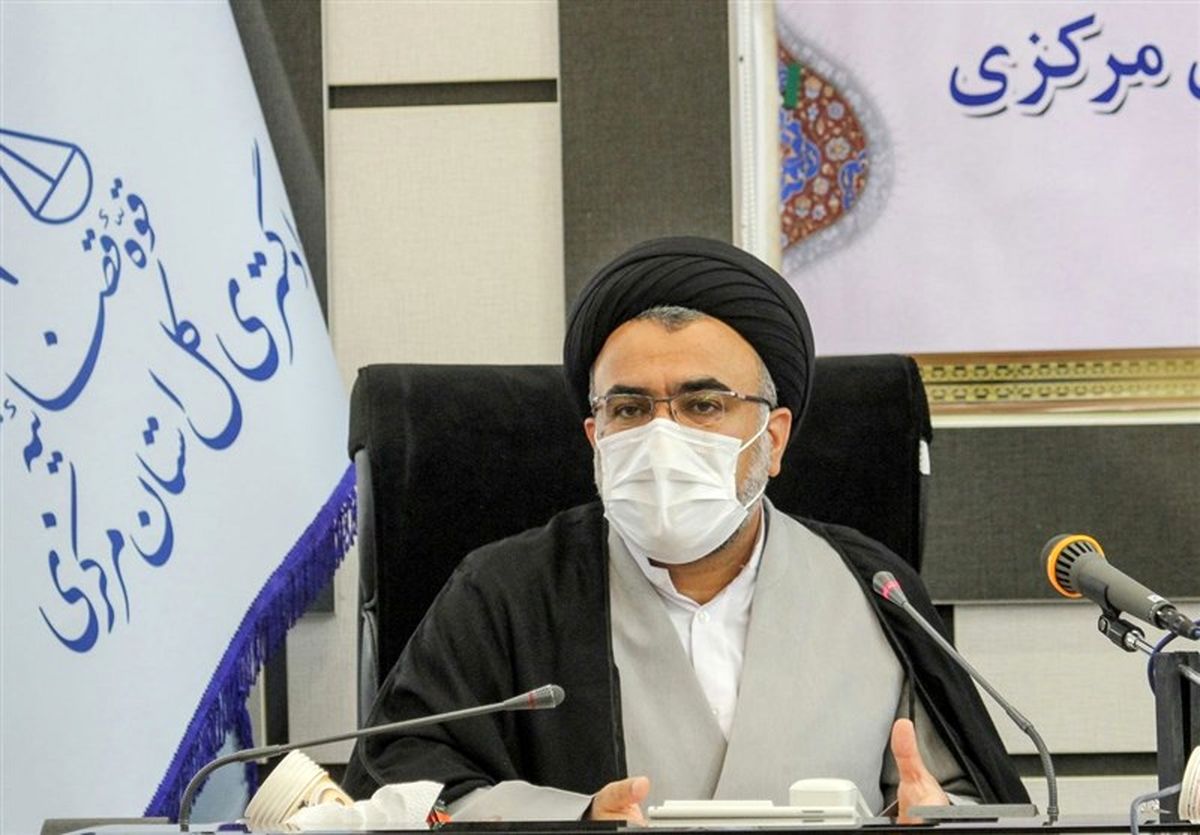 بازدید دادستان و قضات دادسرای عمومی و انقلاب اراک از زندان مرکزی اراک