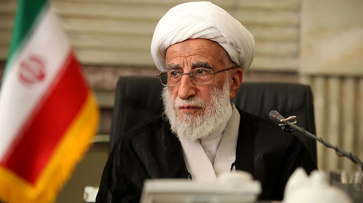 با احراز شرایط، شهادت می‌دهیم که داوطلب انتخابات ریاست جمهوری، مذهبی و باتقوا است