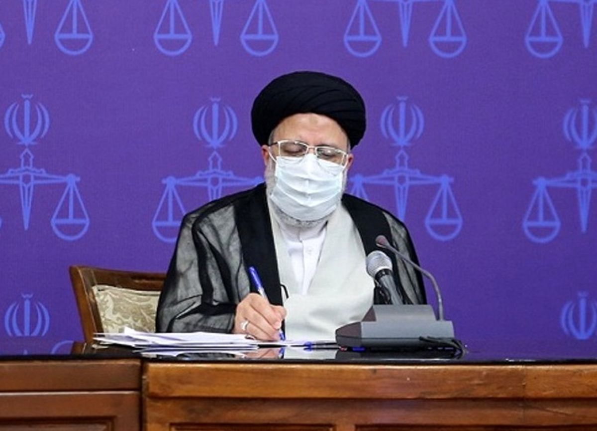 فساد در کشور سیستمی نیست، ولی قطعاً مبارزه با فساد سیستماتیک است