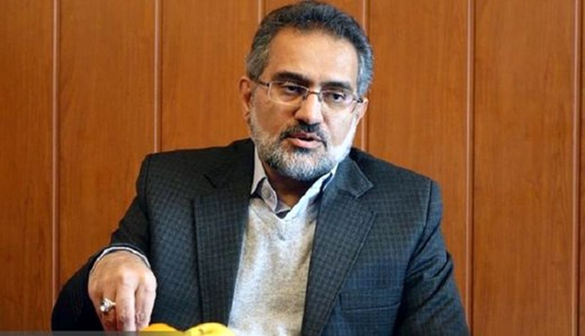 گفتار و رفتار محمود احمدی نژاد چه رنگی است؟/ سید محمد حسینی؛ از سوتیِ «سیمین» تا تشبیه «مریم»!