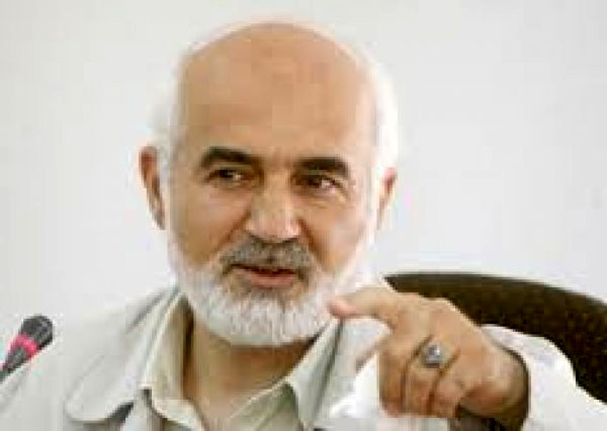 واکنش تند احمد توکلی به سلفی بهارستانی ها با موگرینی
