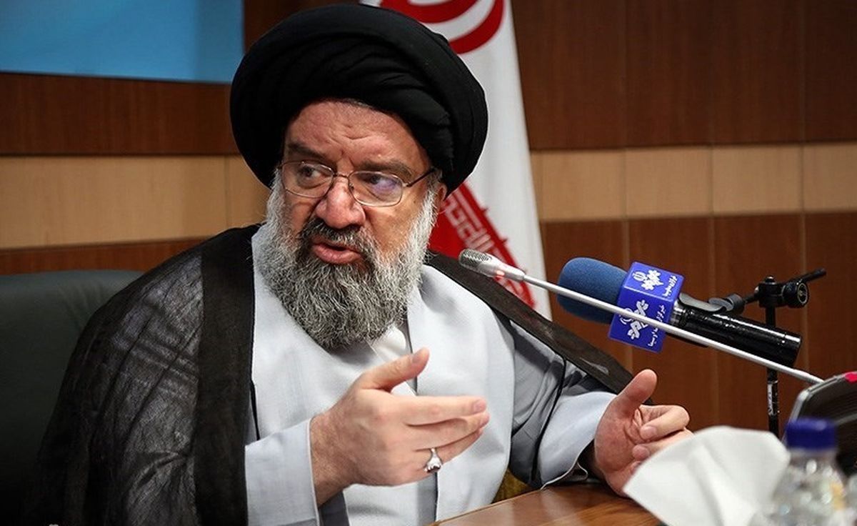 احمد خاتمی: نفرت مردم از آمریکا مبنای فطری و قرآنی دارد/ ایران بر دهان حیثیت آمریکا زده و خواهد زد