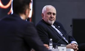 روزنامه کیهان: ظریف به‌جای عذرخواهی، به دستاوردتراشی از برجام روی آورده است