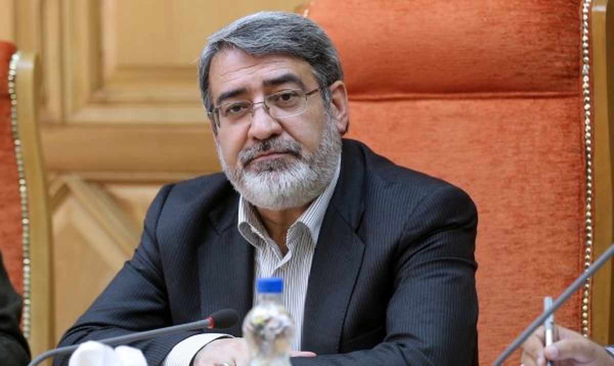 آغاز رسیدگی به صلاحیت رحمانی فضلی در مجلس/اسماعیلی: وزرات کشور اقدامی را در برخورد با فعالیت موسسات غیرمجاز انجام نداد/قباد: رحمانی‌فضلی منافع نظام را برهمه چیز ترجیح می‎دهد