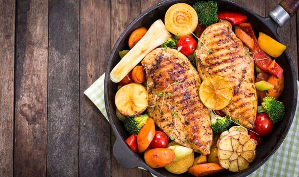 طرز تهیه ۲ نوع غذای رژیمی با مرغ
