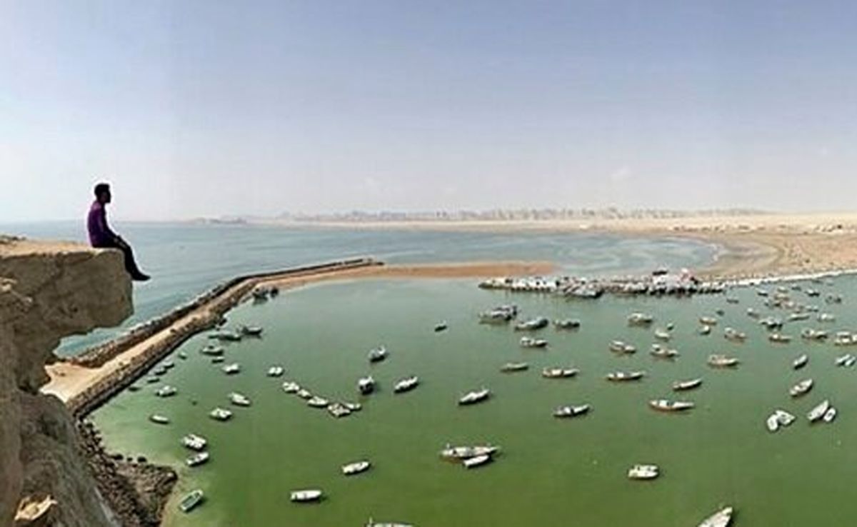 چند سؤال پس از مرگ یک گردشگر