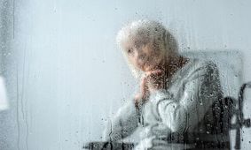 راهکارهای ساده مقابله با افسردگی در پاییز و زمستان
