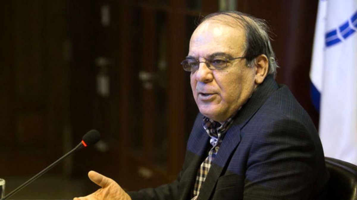 چرا مردم نباید از درآمد و دارایی همه کارکنان دولت در همه رده ها مطلع باشند؟