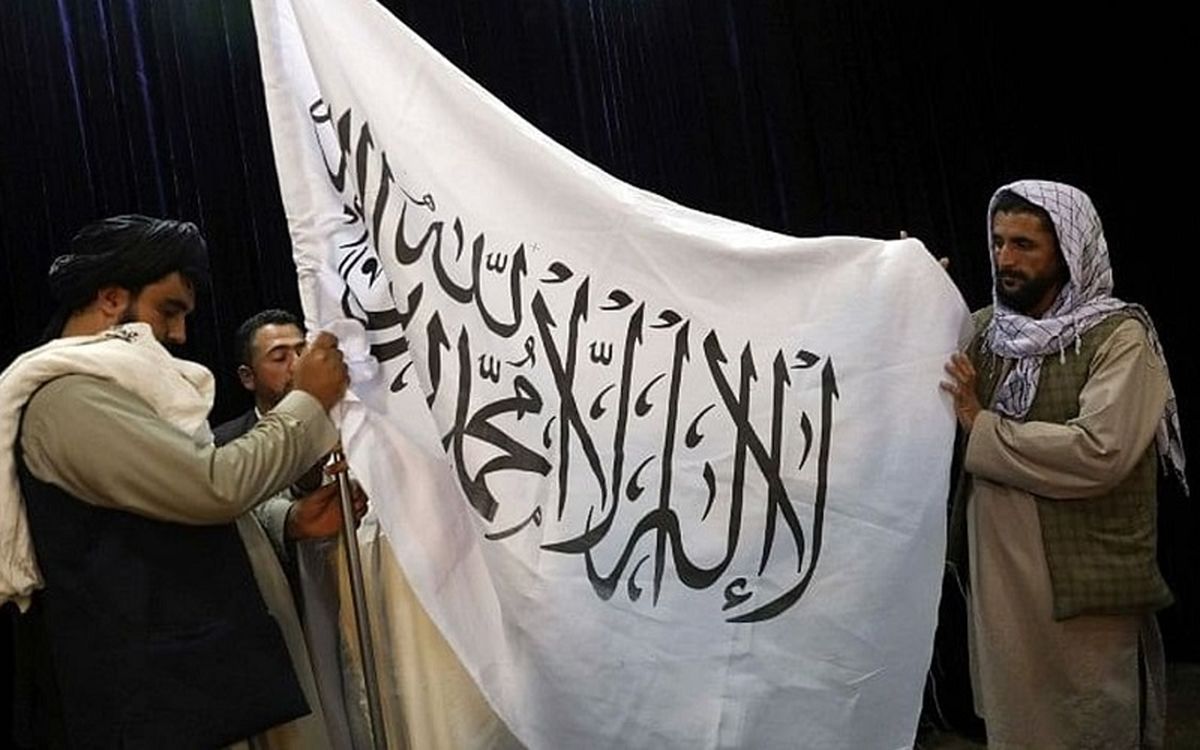 انتحاری ها شبیه زمان حکومت پیشین وجود ندارد/ حکومت طالبان یکدست نیست/ تاکنون چهارچوب و الگوی «اسلامی سازی مراکز تحصیلی» را اعلام نکرده اند