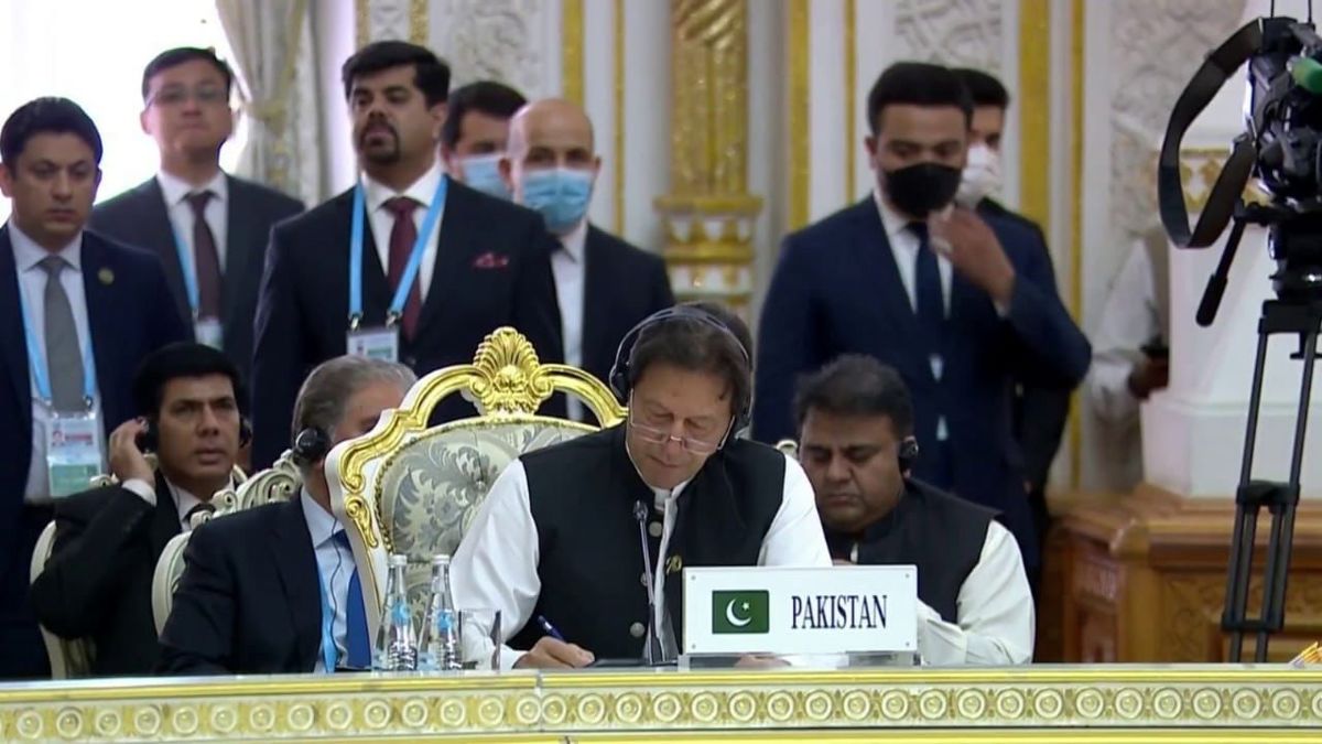 عمران‌خان آغاز روند عضویت دائم ایران در سازمان شانگهای را تبریک گفت