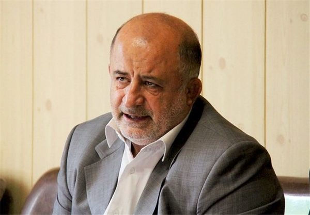 قاضی‌پور به اظهارات بقایی واکنش نشان داد/به زنبیل قرمز علاقه داشتی، با همان زنبیل هم به نیویورک می‌رفتی!