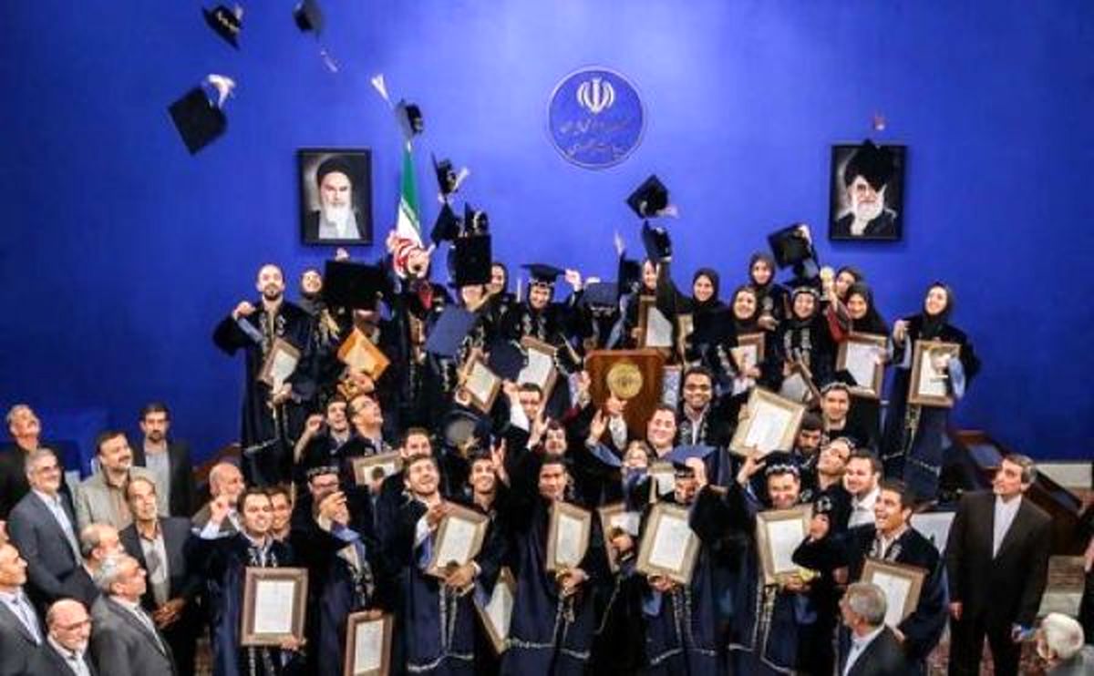 نظرخواهی; امروزه بزرگترین مشکل دانشجویان چیست؟/به نظر شما رفاه اجتماعی آنها در دانشگاه تامین است؟