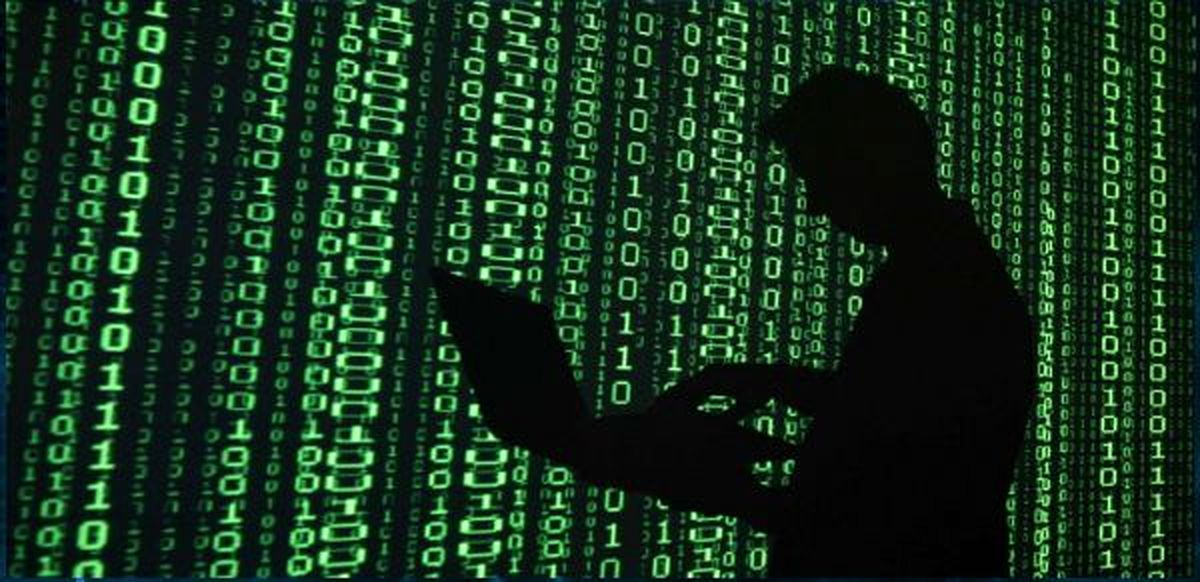 انفجار تلفن همراه با يك بدافزار