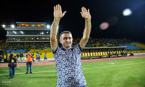 اُکسین بیستم مرداد میزبان فجر سپاسی است