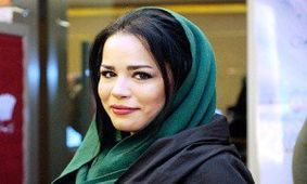 کامیون رانی خانم بازیگر در جاده فیروز کوه