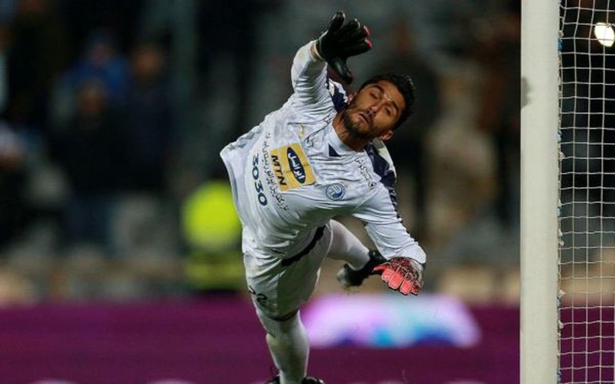 اعتراف دروازه بان استقلال از پیشنهاد پرسپولیس