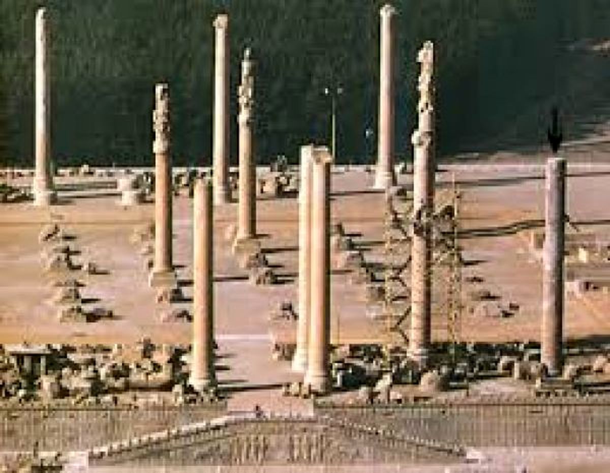 ساخت امامزاده جدید کنار تخت جمشید صحت دارد؟
