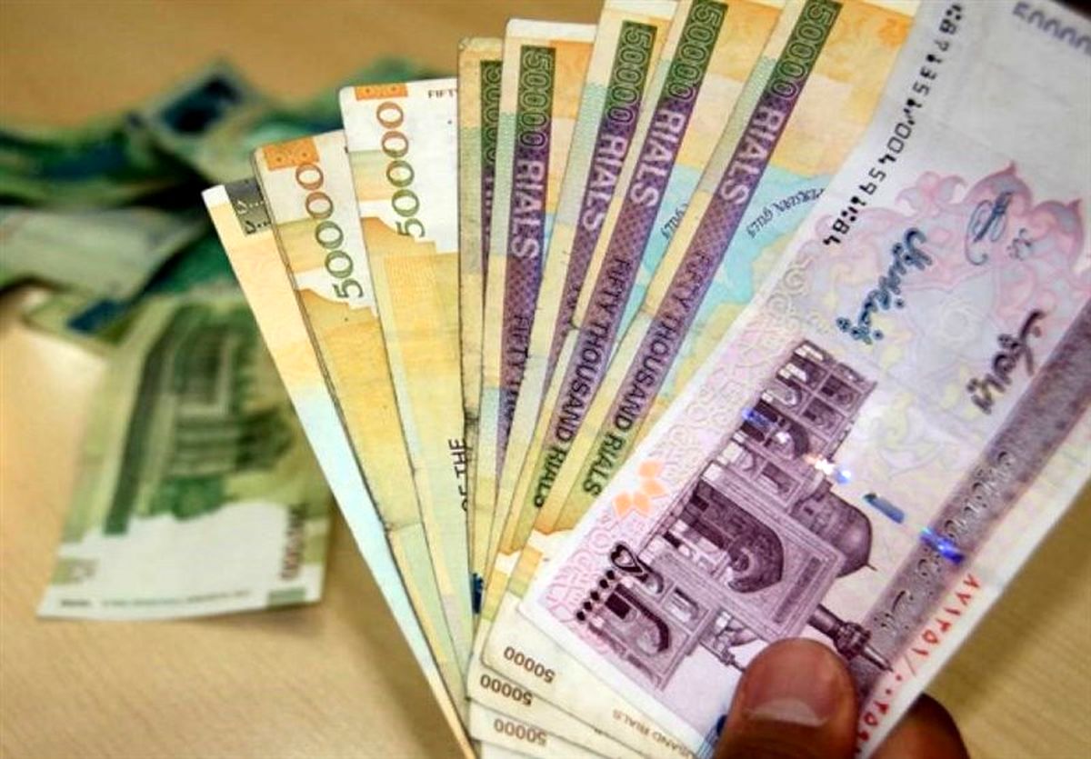 پرداخت حقوق اسفند و عیدی بازنشستگان فولاد همراه با کارت خرید کالا