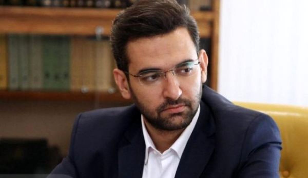آذری جهرمی در مقابل خرم آبادی:مسیر سعادت از فیلترینگ نمی گذرد