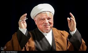 آیت‌الله هاشمی رفسنجانی مبارزی کم نظیر بود