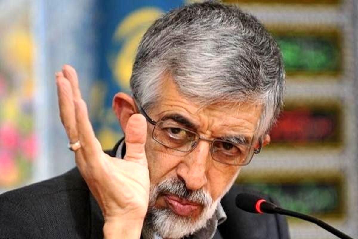 اگر غفلت کنیم یک عده از سر خودنمایی زبان انگلیسی را رواج می‌دهند