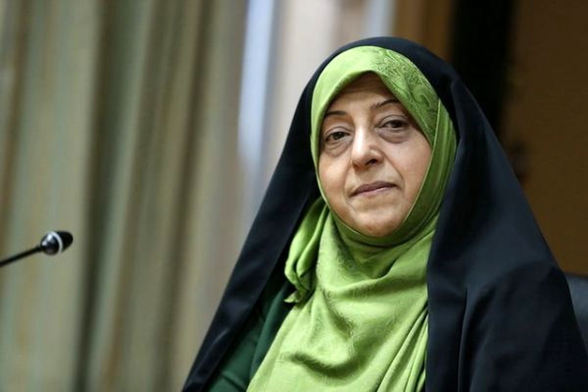 ابتکار: برخی به دنبال یک رییس‌جمهور نظامی هستند/گروه‌های سیاسی نباید دولت را کنار بگذارند