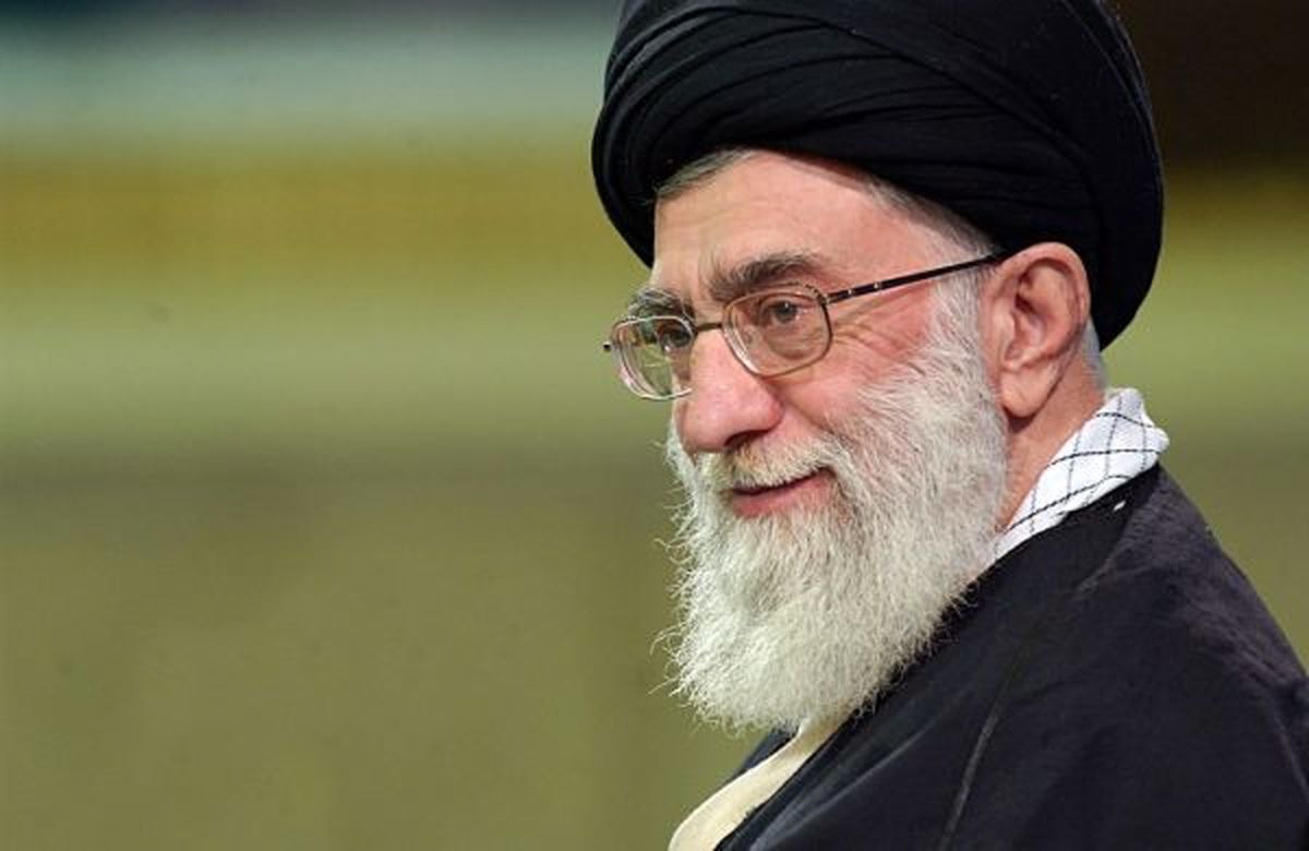 مقام معظم رهبری: فلسفه باید در حوزه‌ علمیه قم و تهران رواج پیدا کند
