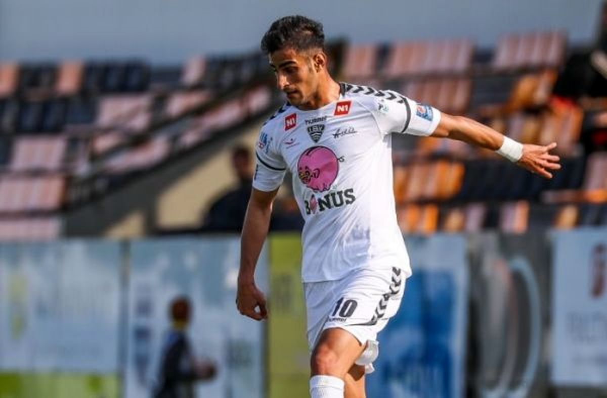 مهاجم پرسپولیسی جزو ۱۰ مهاجم برتر لیگ ایسلند