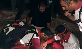 نجات 10 گردشگر گمشده در آب نوردان