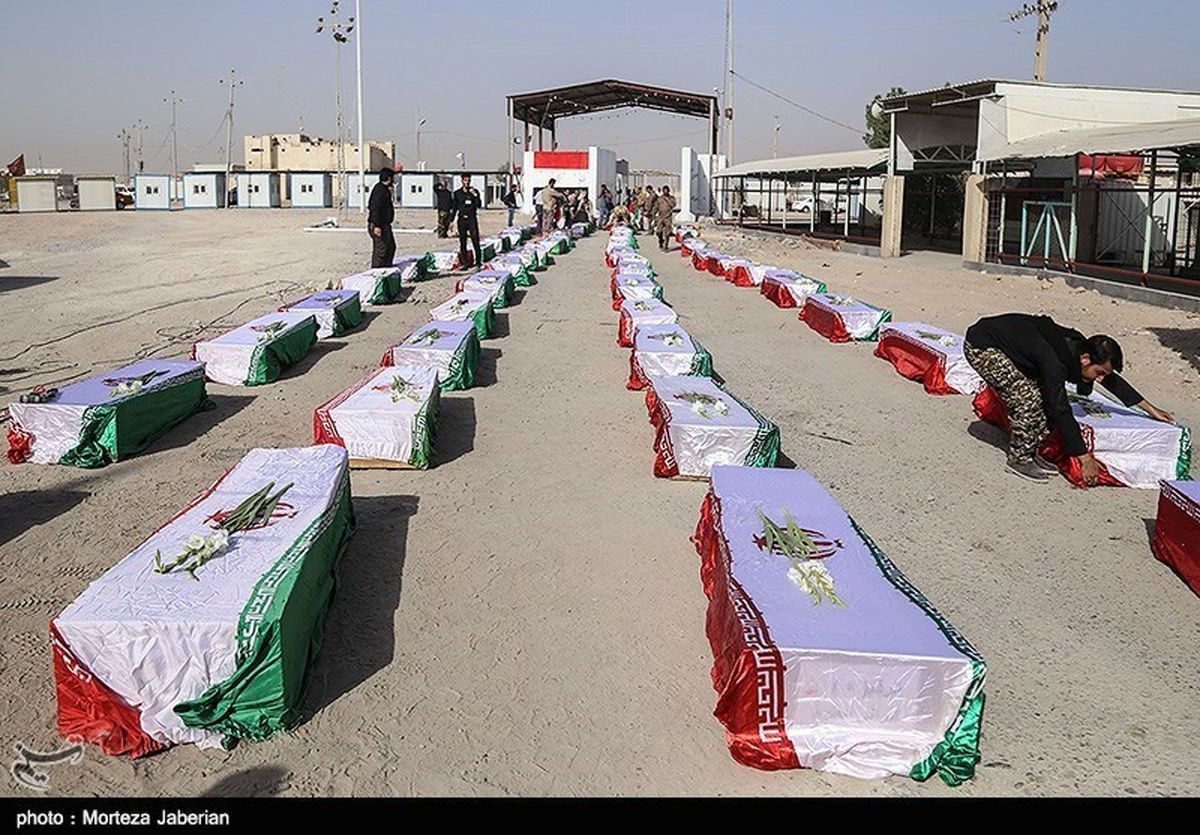 پیکر مطهر ۲۱ شهید دوران دفاع مقدس ‌از مرز ‌عراق وارد ‌ایران ‌می‌شو‌د‌