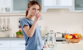 نیاز همه ما به آب یکسان نیست/ بدن ما به چه میزان آب نیاز دارد؟