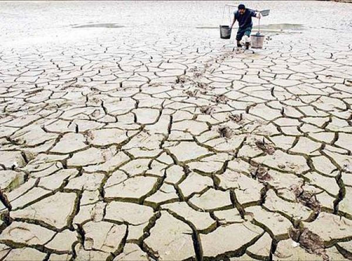 دشتستان در استان بوشهر آب ندارد