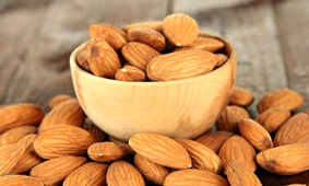 معجزه خوردن بادام در طول روز