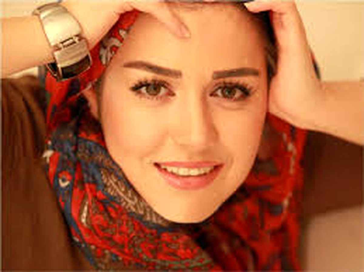 لباس مجلسی «افسانه پاکرو»/ عکس