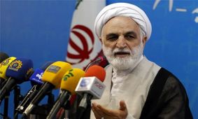 چرا با مفسدان مثل مرحوم خلخالی برخورد نمی‌کنید؟
