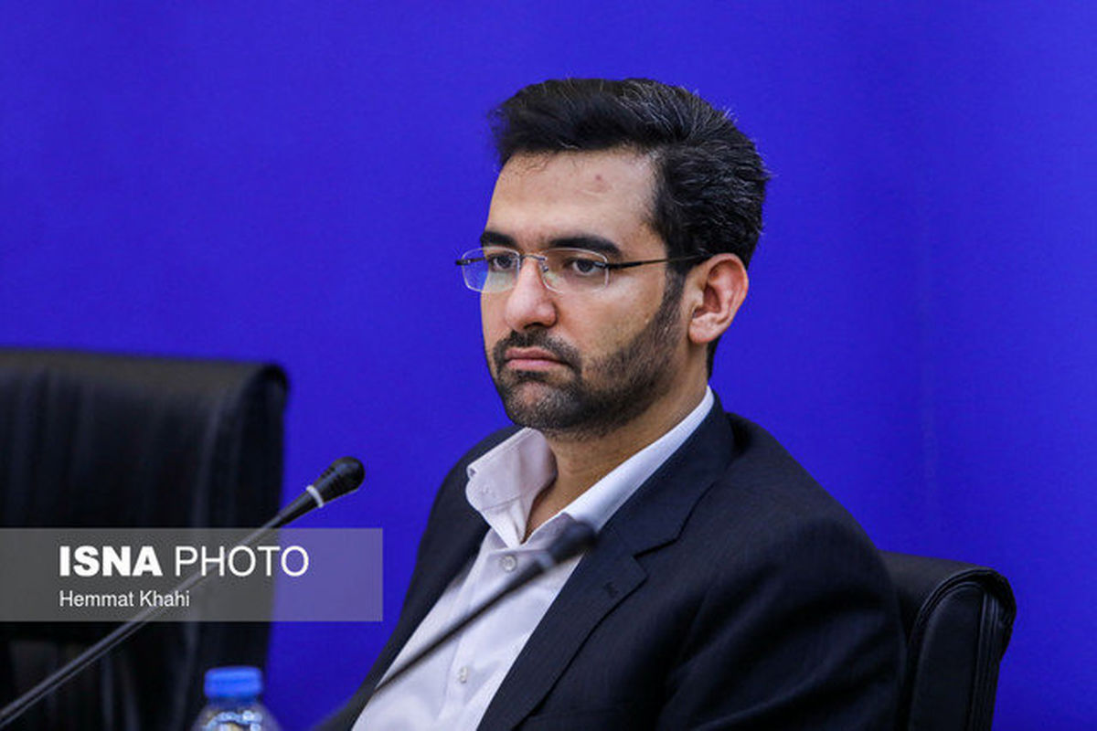 رفع موانع ترخیص ۶۰۰ هزار گوشی‌ توقیفی در گمرک