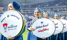 چرا اجرای دف نوازی زنان در قطر خبرساز شد؟

