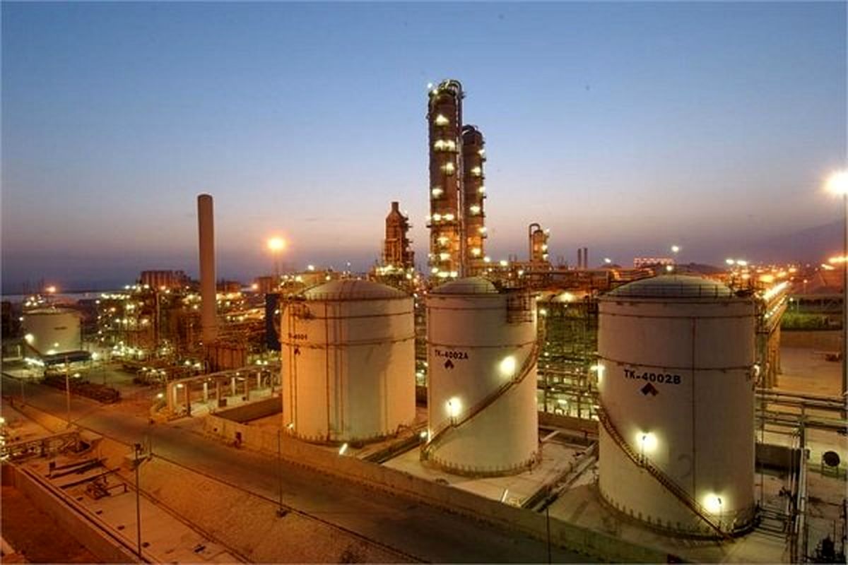 اختصاص ۱۶.۸میلیارد دلار از صندوق توسعه ملی به نفت و گاز