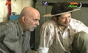 موز خوردن علی صادقی در متهم گریخت