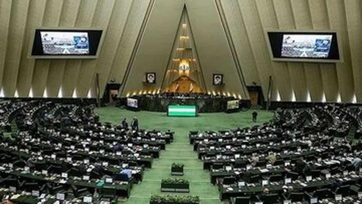 محسنی اژه ای دستور داد ؛ تمام اقدامات لازم را برای به کیفر رساندن تروریست ها به عمل آورید