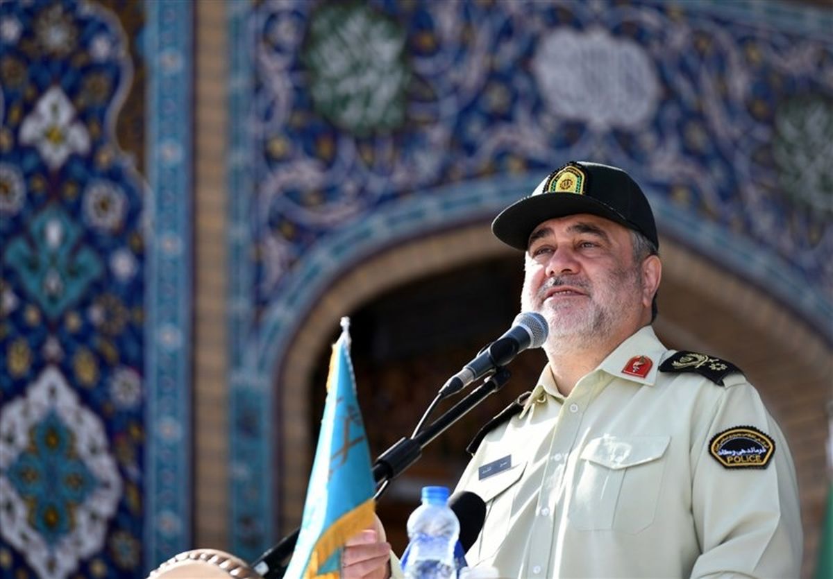 در اغتشاشات‌ اخیر ۱۷ آشوبگر مسلح ‌و ۹۴ ‌وابسته به ‌منافقین را بازداشت کردیم/ تنها در ۵۰ مدرسه اعتراضاتی روی داد