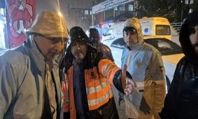 باران شدید باعث آبگرفتگی ۱۰۰ خانه در انزلی شد