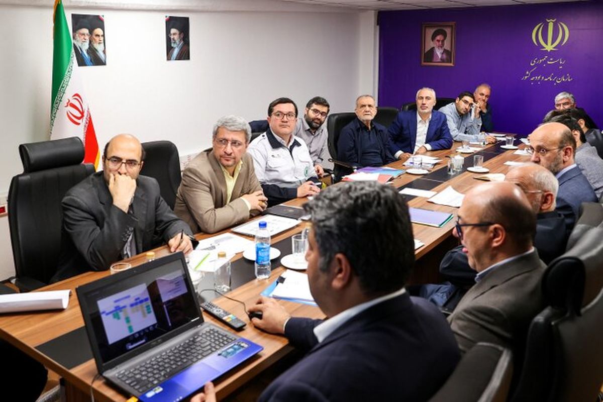 پزشکیان: سخن از مذاکره نه به معنای تسلیم که با هدف احقاق حقوق ایران است