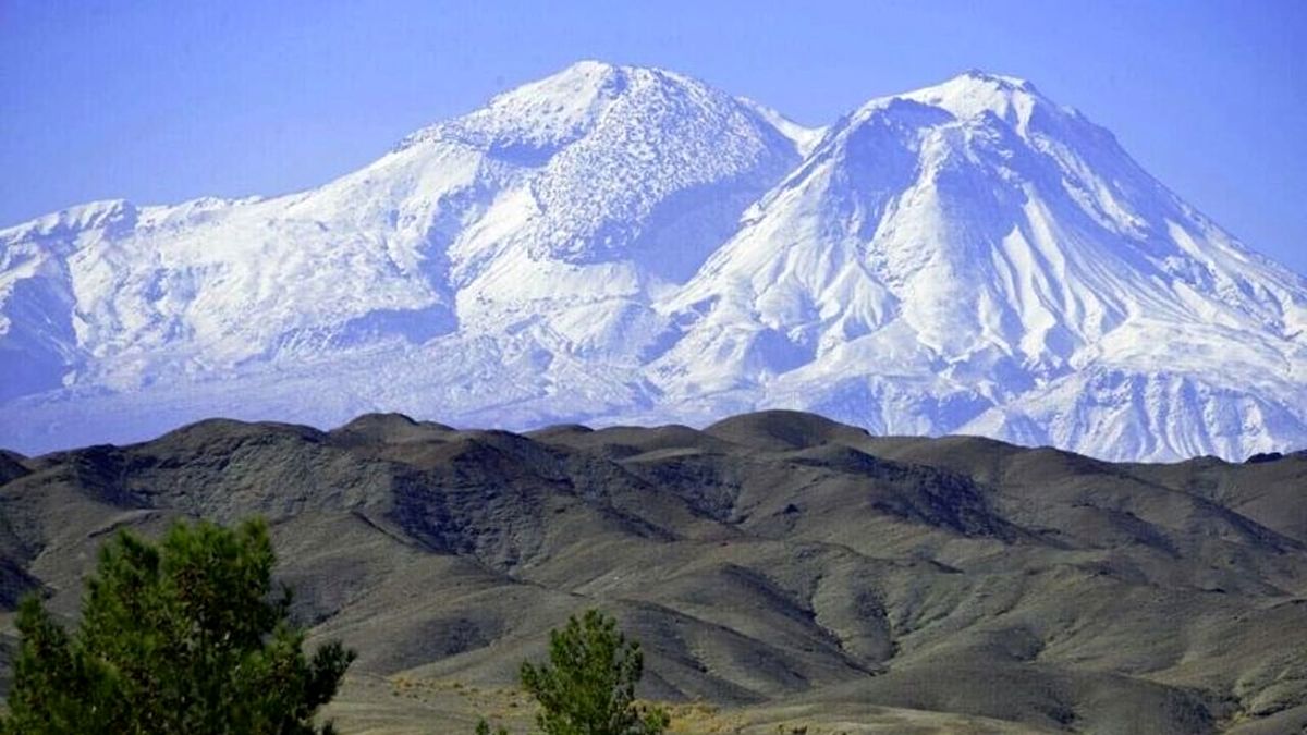 کوه تفتان فعالیت آتشفشانی پیدا کرده است
